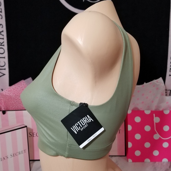 Victoria's Secret Intimates & Sleepwear Closeout Nwt Victorias Secret Shine Sports Bra